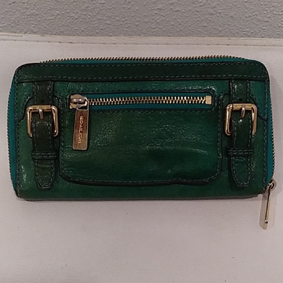 Michael Kors Emerald Green Wallet with Gold Hardware - Picture 1 of 9